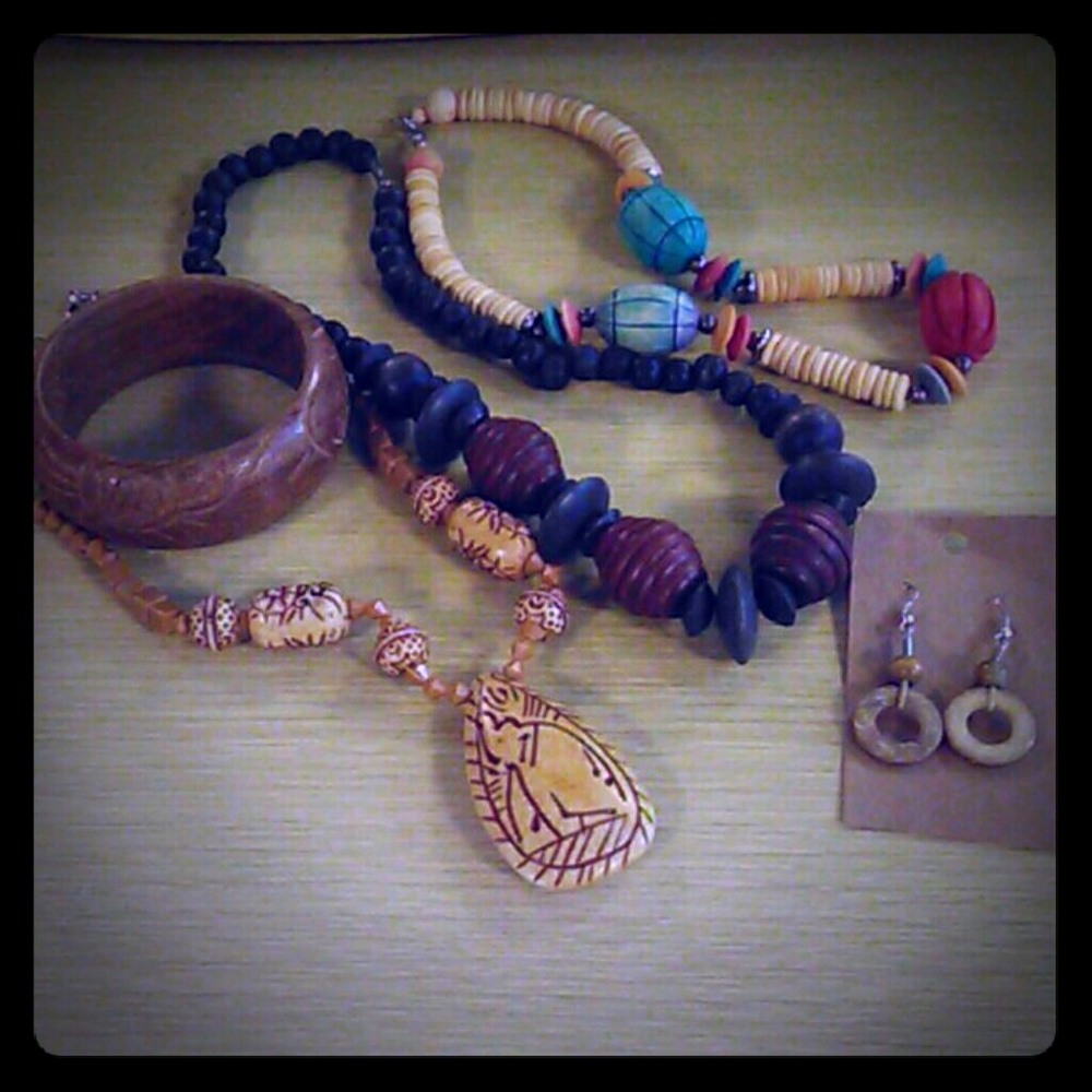 Wooden jewelry bundle